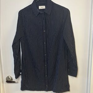 Kotn Navy Blue Oversized Pinstripe Button-Up Shirt | Size 6